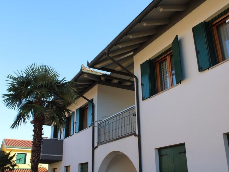 Manutenzione per sistemazione copertura dopo installazione di panelli fotovoltaici (3).jpg
